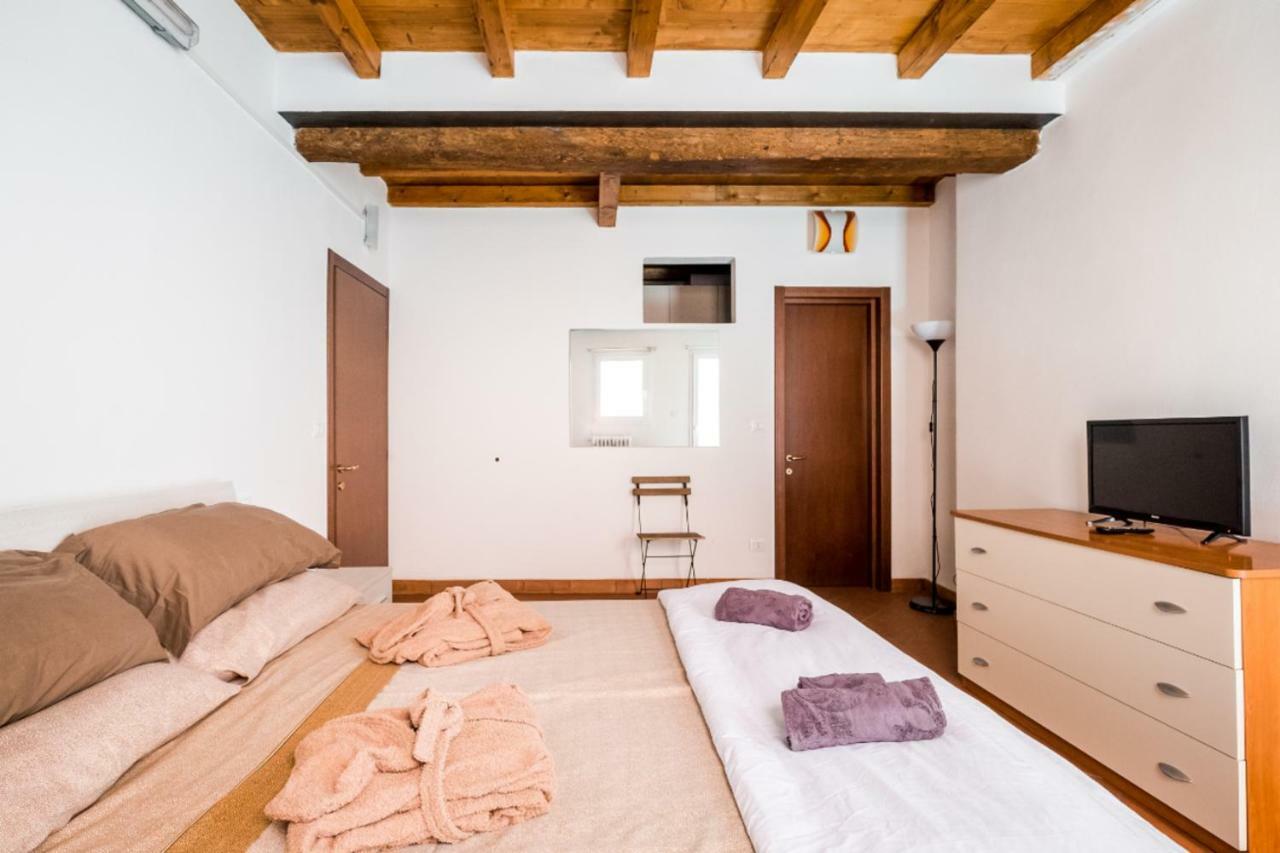 Whouse Suite Apartment Mirasole Boloňa Exteriér fotografie